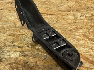 блок управления стеклоподъемниками Ford Focus 3 поколение CB8 2012, 1.6 л., i-VTEC, IQDB, бензин, 5МКПП, white(белый), седан, передний привод, BM51-A240A41-CDW