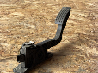 педаль Ford Focus 3 поколение CB8 2011, 1.6 л., i-VTEC, PNDA, бензин, МКПП, panther black (metallic), хетчбэк 5 дв., передний привод