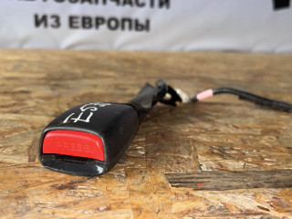 замок ремня безопасности Mazda 3 1 поколение [рестайлинг] BK 2008, 2.0 л., LF17, бензин, 6МКПП, седан