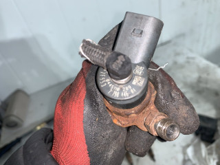 форсунка BMW 1 серия E81/E87 [рестайлинг] 2010, 2.0 л., МКПП, задний привод, 0445110289, 7798446, 13537798446, 13534741061, 13537798447, 13537812881, 13538506902, 13538506903, 0445110600, 0445110601, 0445110401, 0986435179, 0986435210, 0986435245