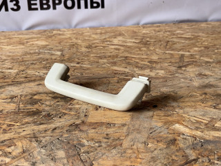 ручка внутренняя потолочная Ford Focus 3 поколение CB8 2011, 1.6 л., i-VTEC, PNDA, бензин, МКПП, panther black (metallic), хетчбэк 5 дв., передний привод