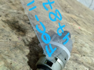 Личинка замка капота Ford Focus 2 поколение CB4 2008