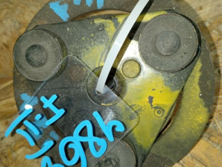 прижимная пластина кондиционера Ford Focus 3 поколение CB8 2012, 1.6 л., бензин