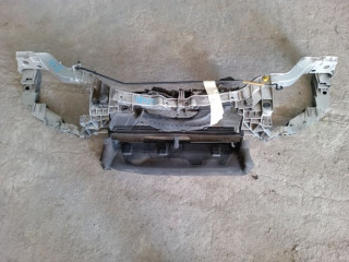 передняя панель крепления облицовки (телевизор) Ford Focus 3 поколение CB8 2012, 1.6 л., бензин