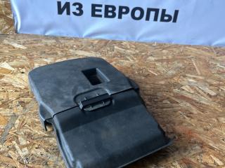 крышка аккумулятора Ford Focus 3 поколение CB8 2012, 1.6 л., i-VTEC, IQDB, бензин, МКПП, frozen white, передний привод, правый руль, AM51-10A659-AB