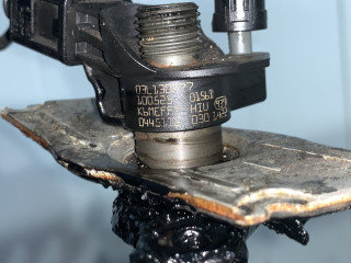 форсунка SEAT Leon 2 поколение [рестайлинг] 2010, 2.0 л., CEGA, дизель, МКПП, передний привод, 0445116030, 03L130277, 0445116004, 0445116005, 0445116029, 0986435360, 03L130855X