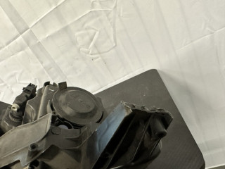 фара левая Peugeot 2008 1 поколение 2016, 1.6 л., МКПП, передний привод, 9815405980, 90106474