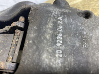 суппорт передний левый Volkswagen Touareg 1 поколение 2007, 3.0 л., 209236062A, 7L6615423L