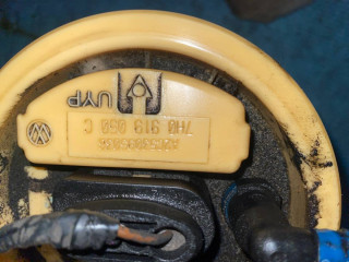 насос топливный Volkswagen Transporter T5 2007, 1.9 л., BRR, дизель, МКПП, передний привод, 7H0919050S