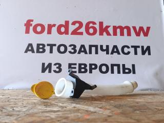 горловина бачка омывателя Ford Kuga 1 поколение 2009, 2.0 л., TDCi, QXBA, дизель, МКПП, ice white, внедорожник 5 дв., полный привод, правый руль, 8L84-17632-AA, 8L84-17632-AA