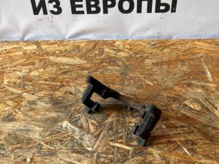 скоба суппорта Ford Fusion (USA) 2 поколение [рестайлинг] 2018, 2.0 л., TPWA, бензин, АКПП, pn4ag0 - ingot silver metallic, седан, полный привод, 70132B135