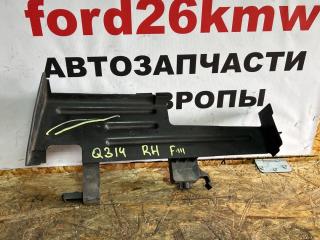 воздуховод (дефлектор) радиатора Ford Focus 3 поколение CB8 2012, 1.6 л., VVT-i, PNDA, бензин, робот, panther black (metallic), универсал, передний привод, правый руль, BM51-8310-DB