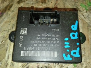 блок комфорта Ford Focus 3 поколение CB8 2011, 1.6 л., бензин, AV6N14C236BB