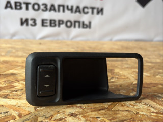 кнопка стеклоподъемника двери Ford Focus 2 поколение [рестайлинг] CB4 2009, 1.6 л., SHDA, бензин, МКПП, серо голубой металик, хетчбэк 5 дв., передний привод, правый руль, 3M51-226A37AFW