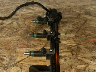 топливная рампа Ford Focus 2 поколение [рестайлинг] 2010, 1.6 л., бензин, 5M5G-9H487