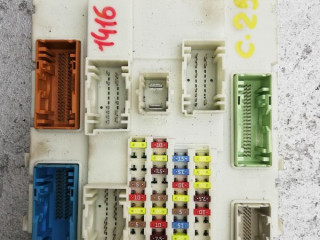 блок предохранителей Ford Focus 3 поколение 2012, 2.0 л., бензин, BV6N14A073JG