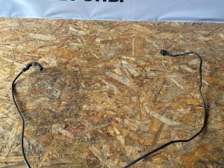 трубка охлаждающей жидкости Ford Focus 3 поколение CB8 2012, 1.6 л., i-VTEC, IQDB, бензин, 5МКПП, frozen white, хетчбэк 5 дв., передний привод, правый руль, 8V61-8K012-CA