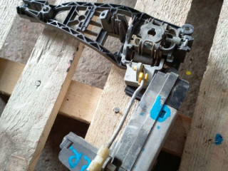 замок двери Opel Astra H/Family [рестайлинг] L69 2010, 1.6 л., i-VTEC, Z 16 XER, бензин, робот, седан, передний привод, 13210739