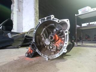 КПП механическая (МКПП) Ford Focus 3 поколение CB8 2012, 1.6 л., i-VTEC, IQDB, бензин, 5МКПП, frozen white, хетчбэк 5 дв., передний привод, правый руль, DV6R-7002-ABB