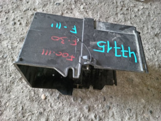 кожух аккумулятора Ford Focus 3 поколение CB8 2012, 1.6 л., бензин