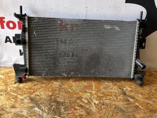 радиатор (основной) Ford Focus 3 поколение CB8 2012, 1.6 л., VVT-i, PNDA, бензин, МКПП, midnight sky, хетчбэк 5 дв., передний привод, правый руль, BV61-8005-AD