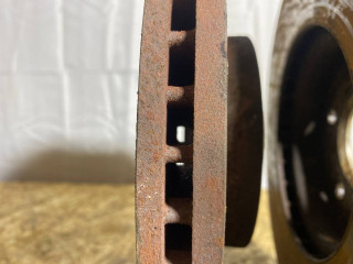 диск тормозной передний Volkswagen Transporter T5 2007, 1.9 л., BRR, дизель, МКПП, 7H0615301D, JZW615301E