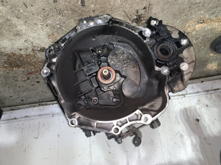 КПП механическая (МКПП) Opel Astra H/Family [рестайлинг] 2013, 1.7 л., A 17 DTC, дизель, МКПП, передний привод, 55584340, 55583889, 95520842