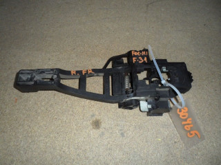 скелет ручки двери передней правой Ford Focus 3 поколение CB8 2011, 1.6 л., бензин