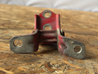 петля двери Mazda 3 1 поколение [рестайлинг] BK 2008, 2.0 л., LF17, бензин, 6МКПП, седан