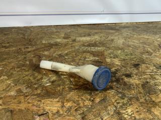 горловина бачка омывателя Ford Focus 3 поколение CB8 2012, 1.6 л., i-VTEC, IQDB, бензин, МКПП, frozen white, передний привод, правый руль, BM51-17C615-A