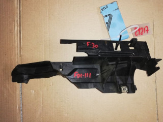 накладка крыла внутренняя перед. прав. Ford Focus 3 поколение CB8 2011, BM51A02476AE