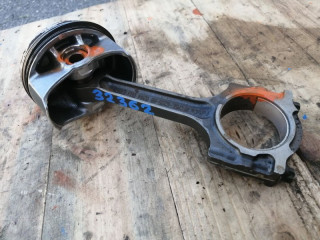 шатун Ford Focus 3 поколение CB8 2012, 2.0 л., бензин