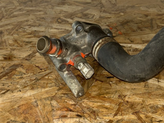 фланец (тройник) системы охлаждения Ford Focus 2 поколение 2007, 1.6 л., бензин