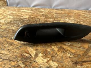 кнопка стеклоподъемника двери Ford Focus 3 поколение CB8 2012, 1.6 л., i-VTEC, PNDA, бензин, 5МКПП, white, хетчбэк 5 дв., передний привод, правый руль, 1746832