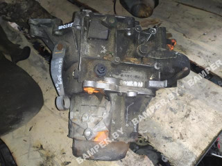 КПП механическая (МКПП) Peugeot 309 1 поколение [рестайлинг] 1992, 1.6 л., бензин, МКПП, 20CL05