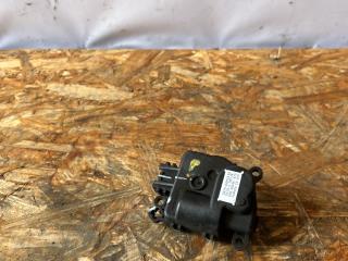 моторчик заслонки печки Ford Fusion (USA) 2 поколение [рестайлинг] 2018, 2.0 л., TPWA, бензин, АКПП, pn4ag0 - ingot silver metallic, седан, полный привод, GS7H-19E616-BA