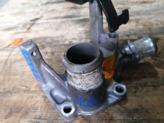 фланец (тройник) системы охлаждения Ford Fiesta 6 поколение 2008, 1N1G8594