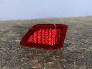 отражатель в дверь передний правый Ford Focus 3 поколение CB8 2012, 1.6 л., i-VTEC, IQDB, бензин, 5МКПП, white(белый), седан, передний привод