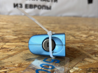 личинка дверного замка Ford Focus 2 поколение [рестайлинг] CB4 2009, 1.6 л., i, SHDA, бензин, АКПП, голубой металик, хетчбэк 5 дв., передний привод, правый руль, 1776616