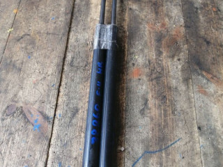 амортизатор крышки багажника (3-5 двери) Ford Focus 2 поколение CB4 2008, 1692162