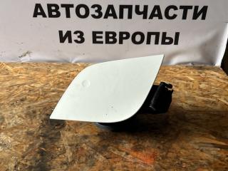 лючок топливного бака Ford Focus 3 поколение CB8 2013, 1.6 л., PNDA, бензин, 5МКПП, хетчбэк 5 дв., BM51-A27936