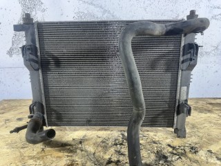 радиатор (основной) Renault Sandero 2 поколение 2015, 0.9 л., АКПП, передний привод, 214107326R