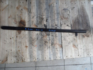 Уплотнитель стекла Ford Focus 2 поколение CB4 2008