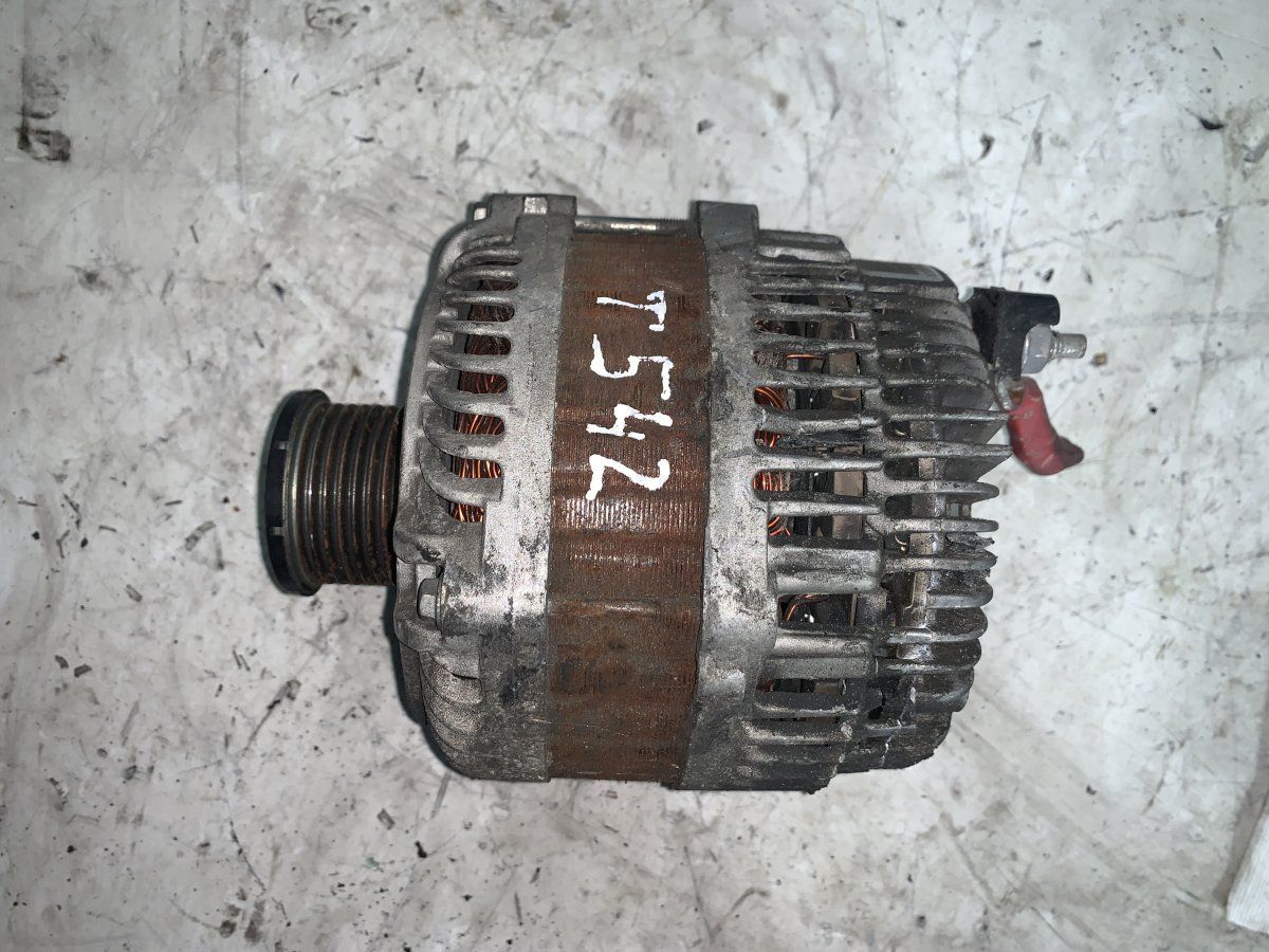 генератор Renault Megane 3 поколение 2010, 2.0 л., M9R 610, дизель, МКПП, передний привод, 8200960538 - фото №1