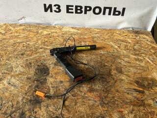 замок ремня безопасности Ford Focus 2 поколение [рестайлинг] CB4 2010, 1.8 л., i, QQDB, бензин, МКПП, moondust silver (metallic), хетчбэк 5 дв., правый руль, 4M51A61209-CC