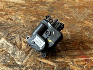 моторчик заслонки печки Ford Fusion (USA) 2 поколение [рестайлинг] 2018, 2.0 л., TPWA, бензин, АКПП, pn4ag0 - ingot silver metallic, седан, полный привод, GS7H-19E616-AA