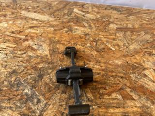 ограничитель открывания двери Ford Focus 3 поколение CB8 2012, 1.6 л., i-VTEC, IQDB, бензин, 5МКПП, frozen white, хетчбэк 5 дв., передний привод, правый руль, BM51A23500AA