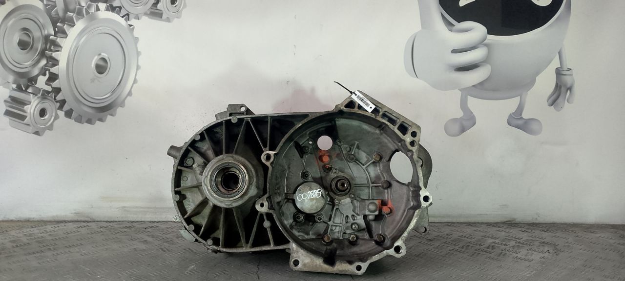 КПП механическая (МКПП) Volkswagen Transporter T5 2007, 1.9 л., TDi, дизель, 5МКПП, передний привод - фото №1