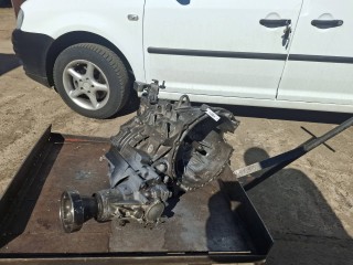 КПП механическая (МКПП) Mazda Tribute 1 поколение [рестайлинг] 2005, 2.3 л., бензин, 5МКПП, полный привод