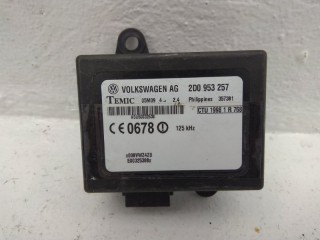 БЛОК ИМОБЕЛАЙЗЕРА Volkswagen LT 2 поколение 2006, 2.5 л., AVR, дизель, 2D0953257